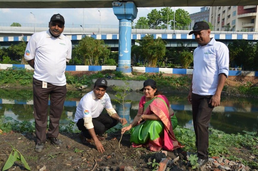চলতি বছরের জুন মাসের মাঝামাঝি সময়ে ১২৫ বছর পূর্ণ করেছে Godrej ৷ সেই উপলক্ষে Godrej Corporate-এর প্রচেষ্টায় সমগ্র ভারতে, Go Green উদ্যোগ নেওয়া হয়েছে ৷ 