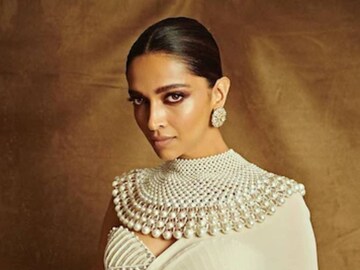 Deepika Padukone's hand embroidered collar