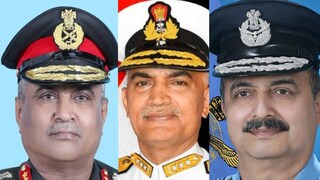 তিন সেনার প্রধানের সঙ্গে বৈঠকে প্রধানমন্ত্রী