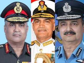 তিন সেনার প্রধানের সঙ্গে বৈঠকে প্রধানমন্ত্রী