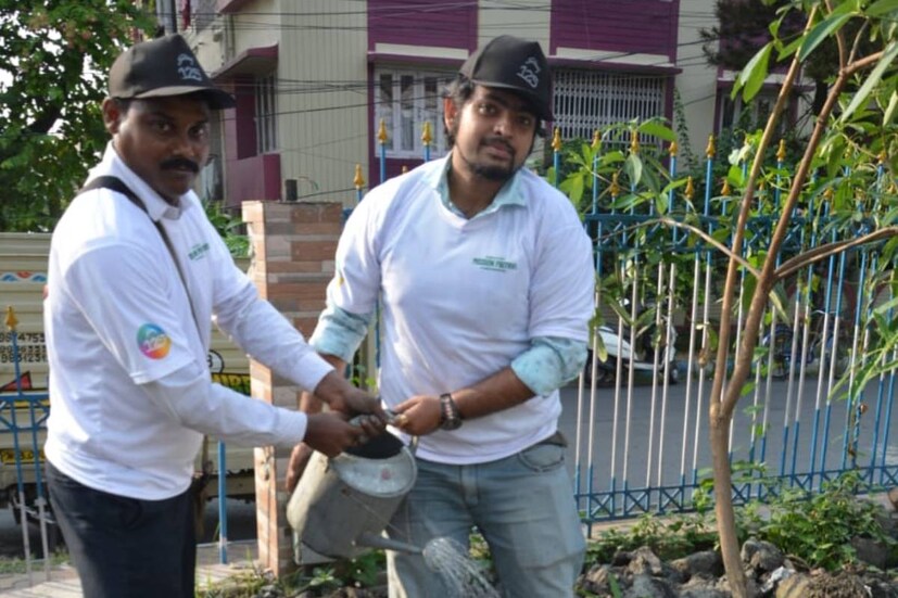Godrej and Boyce Ltd. দ্বারা এই সবুজ উদ্যোগ সমস্ত শাখার বাণিজ্যিক বিভাগ দ্বারা পরিচালিত হয়েছে। 