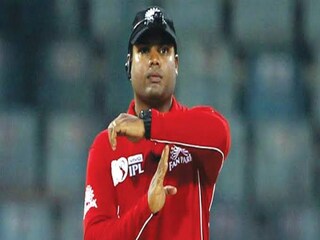 ভারতকে গর্বিত করলেন নিতিন মেনন