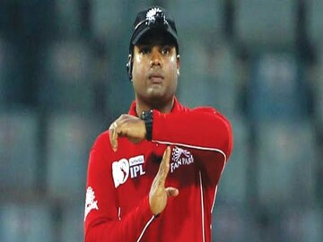 ভারতকে গর্বিত করলেন নিতিন মেনন