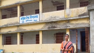 বীরভূমের স্কুলে শিক্ষিকা হিসেবে যোগদান করলেন সোমা৷ 