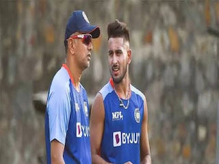 ভুবীর পরামর্শ মেনেই আজ ঘুরে দাঁড়ানোর লড়াই উমরানের