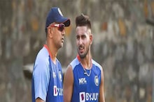 ছোট ভাইয়ের মতো উমরান ! দ্বিতীয় ম্যাচের আগে ভুলভ্রান্তি শুধরে দিচ্ছেন ভুবি