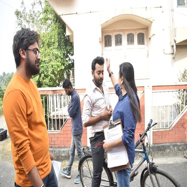 &quot;অন্য ভ্যালেন্টাইন&quot; ক্লিক ওটিটিতে আজ থেকে স্ট্রিমিং হতে শুরু করেছে।
