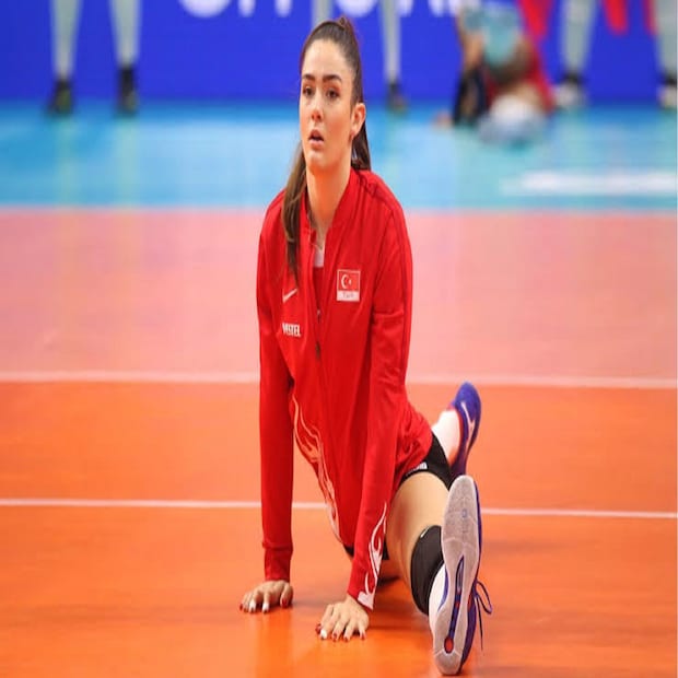 প্রচন্ড ফিট এবং দুর্দান্ত রিফ্লেক্স থাকার জন্য জেহরার ওপর ভরসা করে তার দল। বিপক্ষের কাছে তিনি কঠিন প্রতিপক্ষ