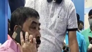 চমক দিলেন অনুব্রত? চমক দিলেন অনুব্রত?