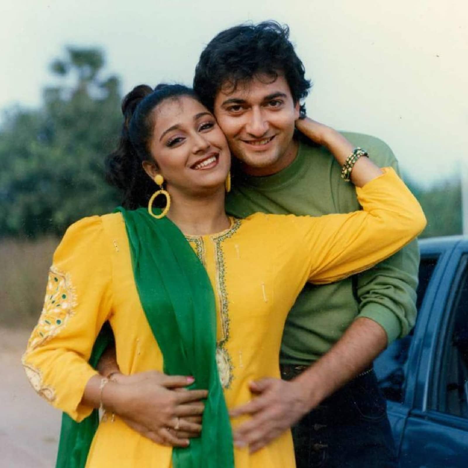 এখন পরিবার ও নিজের ব্যবসা নিয়ে থাকেন ফারহিন। হার্বাল স্কিন কেয়ার প্রোডাক্টস-এর ব্যবসা তাঁর। 