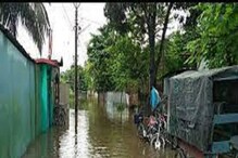 Jalpaiguri: টানা বৃষ্টিতে ভাসছে জলপাইগুড়ি, প্রায় ২০ টি ওয়ার্ড জলমগ্ন Jalpaiguri: টানা বৃষ্টিতে ভাসছে জলপাইগুড়ি, প্রায় ২০ টি ওয়ার্ড জলমগ্ন