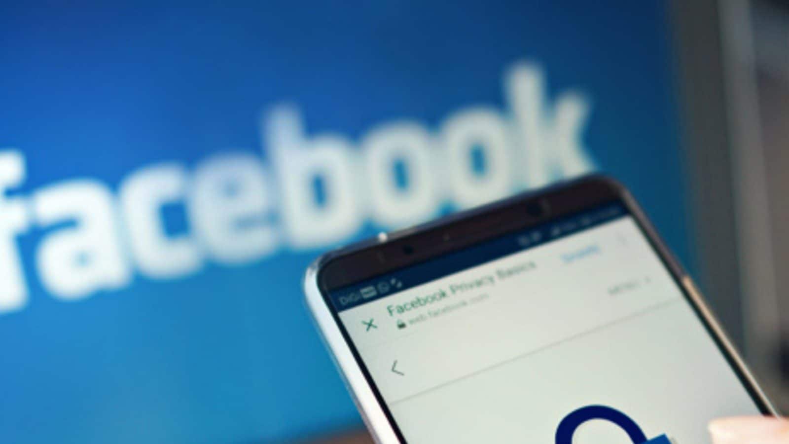 মাত্র ৪ মাসে ১ মিলিয়ন ফেসবুক অ্যাকাউন্ট থেকে তথ্য চুরি! আপনার প্রোফাইল সুরক্ষিত?