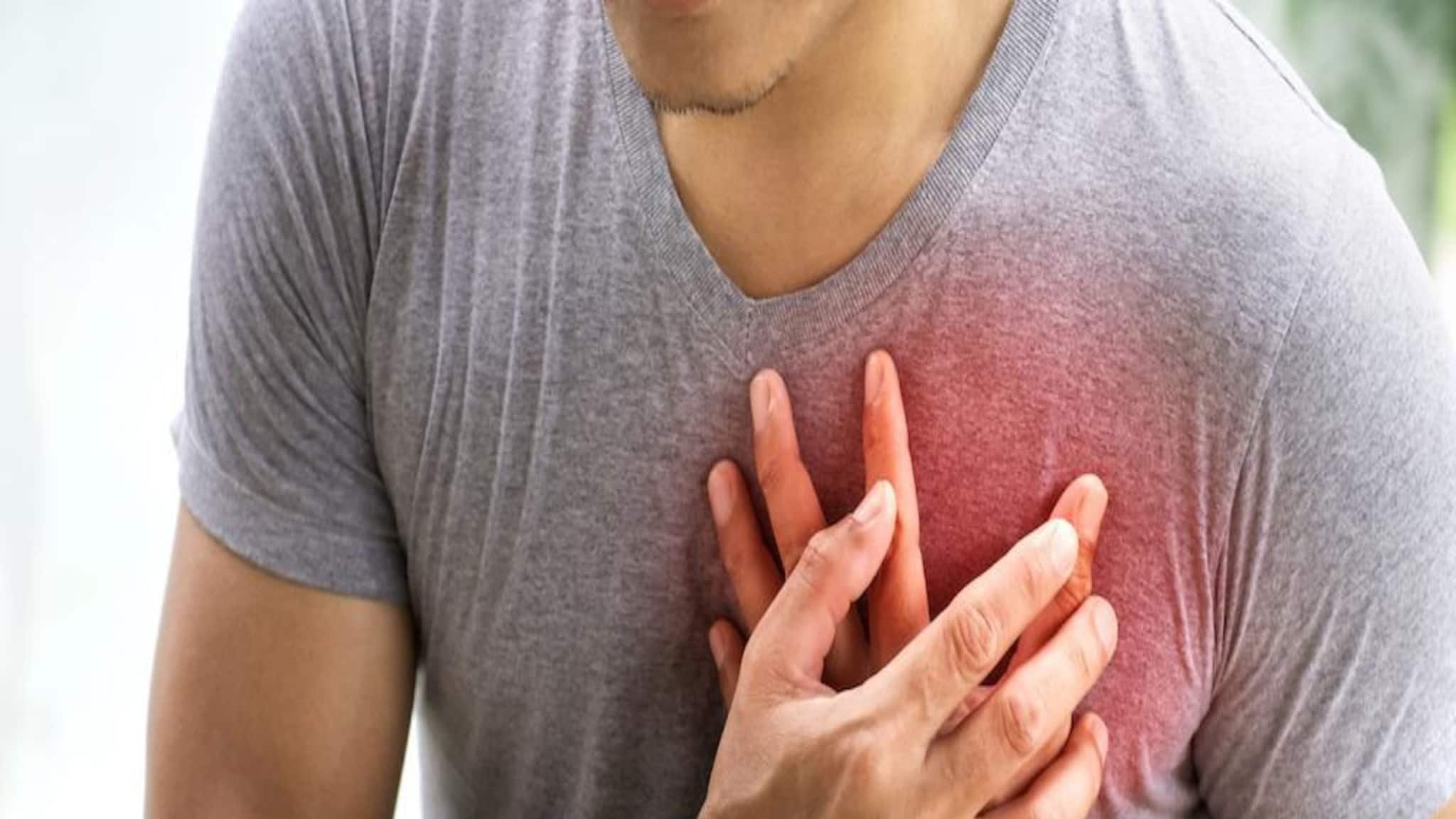 Heart Attack: হার্ট অ্যাটাকে কেকে-র আকস্মিক মৃত্যু যেন প্রশ্নের মুখে দাঁড় করিয়েছে! হৃদরোগের ঝুঁকি কমাতে তাই এখনই সচেতন হতে হবে? Heart Attack: হার্ট অ্যাটাকে কেকে-র আকস্মিক মৃত্যু যেন প্রশ্নের মুখে দাঁড় করিয়েছে! হৃদরোগের ঝুঁকি কমাতে তাই এখনই সচেতন হতে হবে?