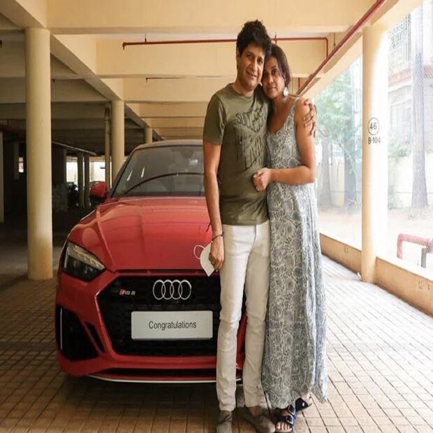 *তবে ছেড়ে গেলেন তাঁর চিরকালীন বন্ধু জ্যোতিকে৷ তাঁর জন্য রেখে গেলেন পল..ইয়ে হেয় পেয়ার কা পলের স্মৃতি...