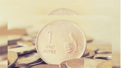 rupee hits all time low of 77 to 81 against us dollar what led to this record fall rupee hits all time low of 77 to 81 against us dollar what led to this record fall