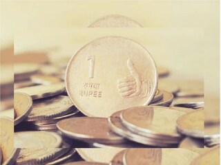  rupee hits all time low of 77 to 81 against us dollar what led to this record fall