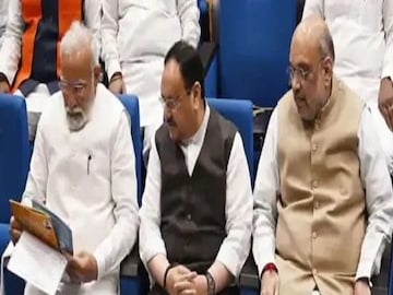 কে প্রার্থী? অপেক্ষায় বড় চমক...