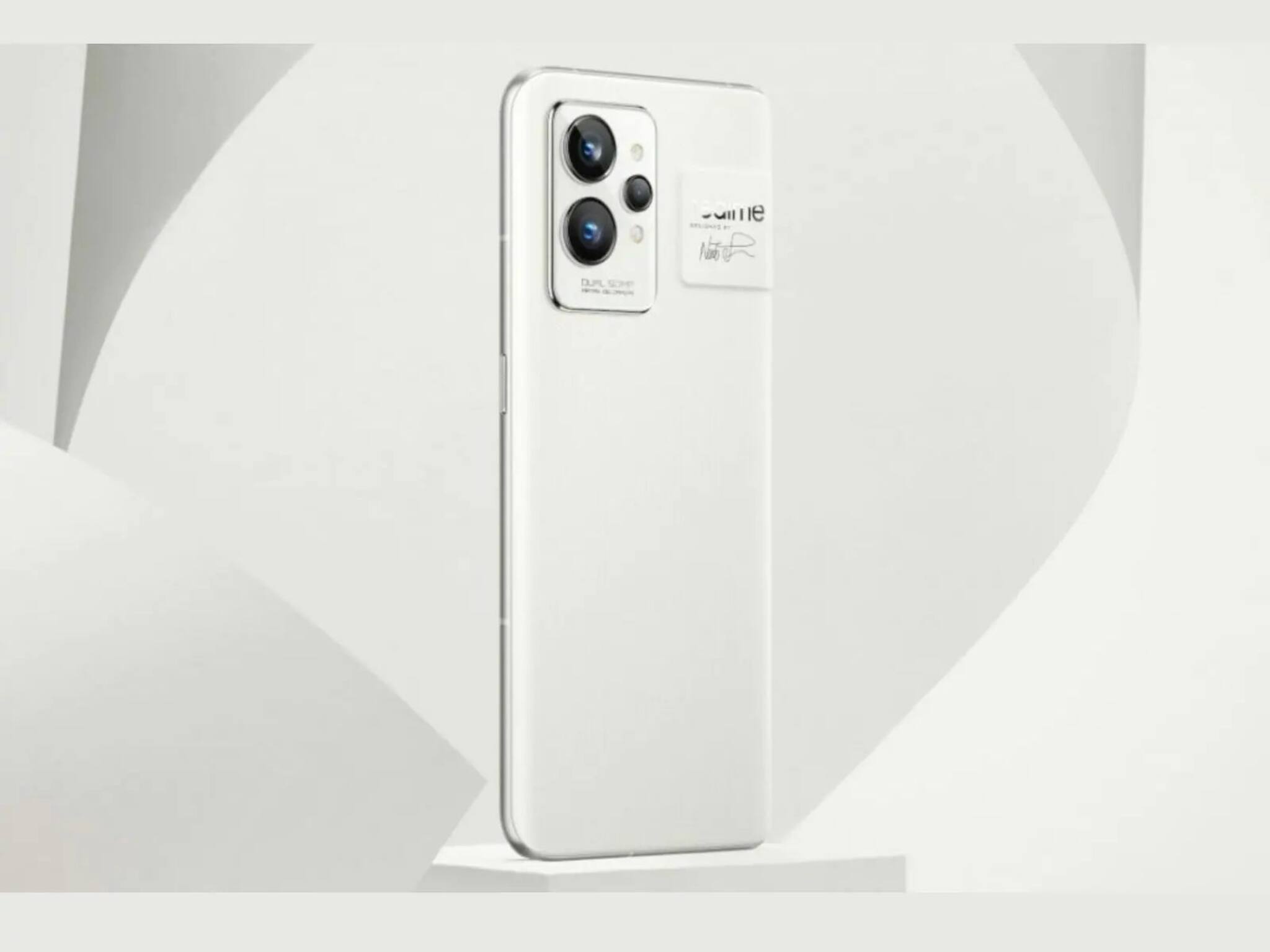 Realme GT 2 Pro Review: গ্রাহকের মনে কতটা দাগ কাটবে Realme GT 2 Pro