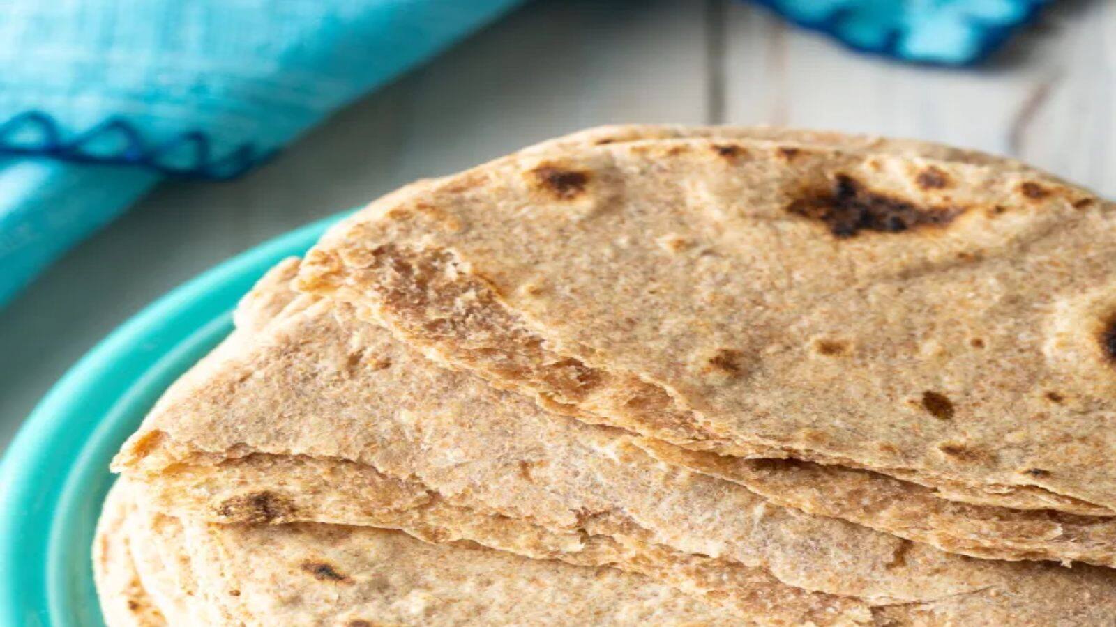 Vabat Roti Astrology For Roti: খাটুনি বাঁচাতে বিরাট ভুল! ফ্রিজে আগে থেকে আটা মেখে ...