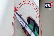 রূপনারায়ণের প্রবল স্রোতে উল্টে গেল ট্রলার, দেখুন ভিডিও