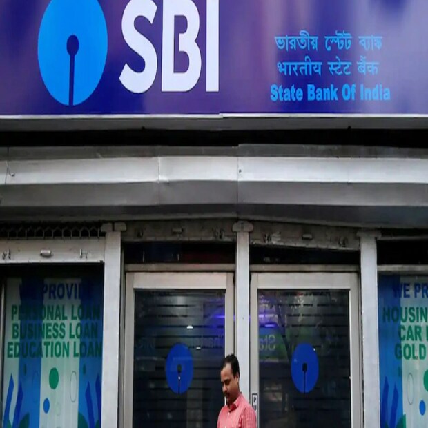 স্টেট ব্যাঙ্ক অফ ইন্ডিয়া- দেশের সবচেয়ে বড় রাষ্ট্রায়ত্ত ব্যাঙ্ক থেকে ৭.২৫ শতাংশ সুদে লোন পেয়ে যাবেন ৷ এর জন্য প্রতি মাসে দিতে হবে ৩০,৩৪০ টাকা ইএমআই ৷