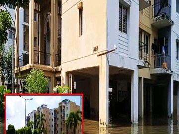 জলযন্ত্রণার সিঁদুরে মেঘ নিউটাউনে 