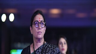 মোদি বন্দনায় স্মৃতি