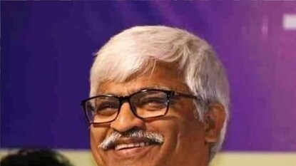 সুজন চক্রবর্তী। সুজন চক্রবর্তী।