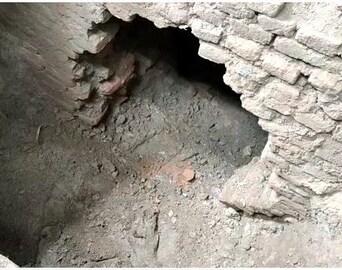 নিজস্ব চিত্র