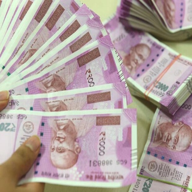 বর্তমান সময়ে স্যালারিতে বেসিক স্যালারি (Basic Salary) ৩০ থেকে ৪০ শতাংশ পর্যন্ত হয়ে থাকে ৷ এছাড়াও স্পেশ্যাল অ্যালাউন্স বা ভাতা যেমন এইচআরএ, পিএফ ইত্যাদি ৷ প্রতীকী ছবি ৷