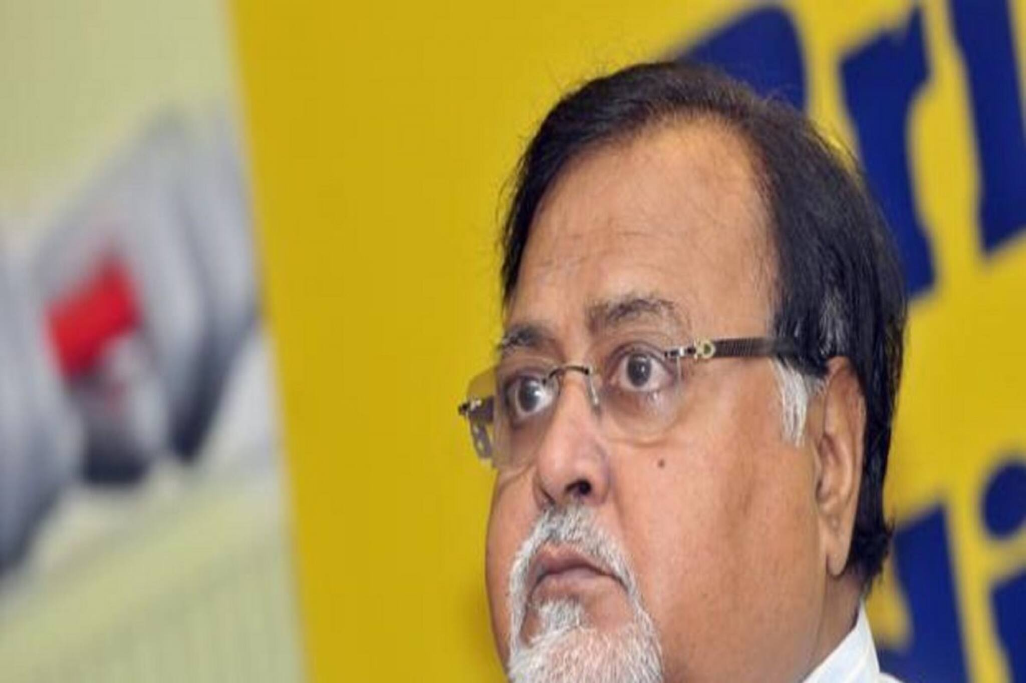 আচমকা পার্থ চট্টোপাধ্যায়ের বাড়িতে ED-র তল্লাশি অভিযান, বাইরে কেন্দ্রীয় বাহিনী