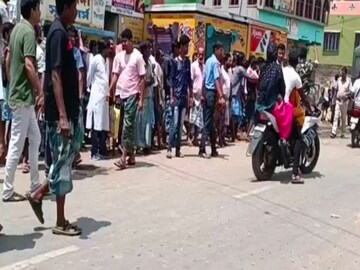  Murshidabad News: Two people, including a child, died in a road accident in Kandi