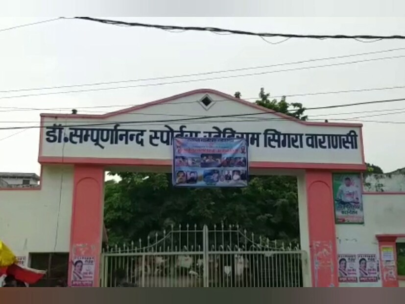 বাস্কেটবল, হ্যান্ডবল, টেবিল টেনিস, ভলিবল, ব্যাডমিন্টন, ভারোত্তোলন, কমব্যাট স্পোর্টস ছাড়াও খেলোয়াড়রা এই মাল্টি লেভেল স্পোর্টস স্টেডিয়ামে সুইমিং পুল, জিম, স্পা, যোগাসন সেন্টারের মতো সুবিধাগুলি পাবেন।