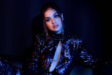 হট লুকে দিব্যা আগরওয়াল! নেট দুনিয়ায় পারদ চড়ল হু হু করে