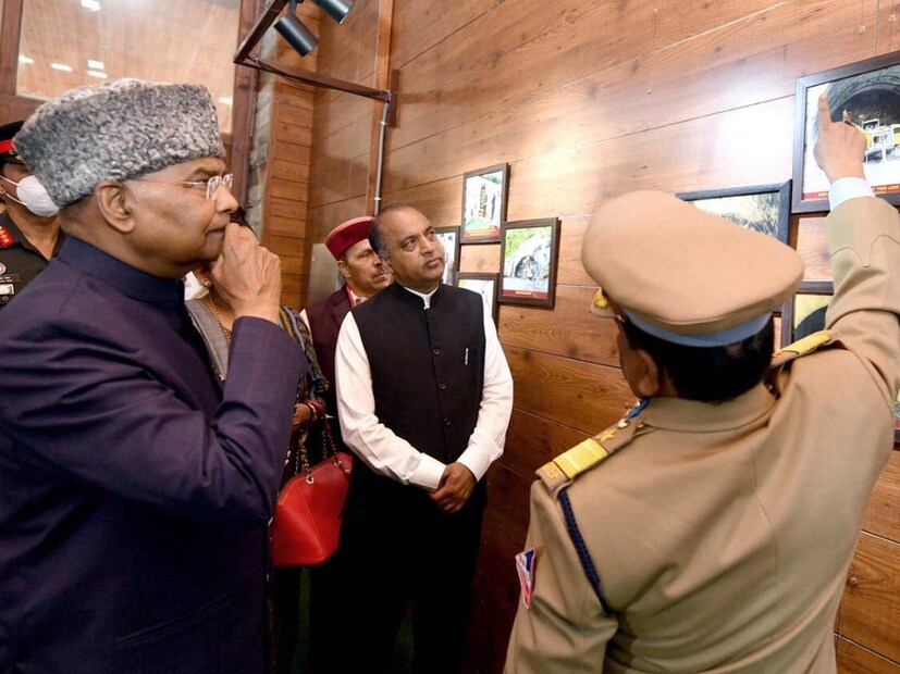 অবসর গ্রহণের পর ভারতের রাষ্ট্রপতি অনেক সুবিধা পান। ১.৫০ লক্ষ টাকা প্রতি মাসে পেনশন, সুসজ্জিত বাংলো, বিনামূল্যে ট্রেন বা বিমান ভ্রমণে র মতো সুবিধা অন্তর্ভুক্ত।
