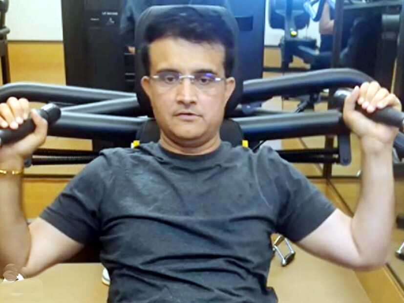 ৫০-এ ফের ব্যাট হাতে মাঠে সৌরভ গঙ্গোপাধ্যায়। তার জন্য ইতিমধ্যে ট্রেনিং শুর করে দিয়েছেন বিসিসিআই সভাপতি।