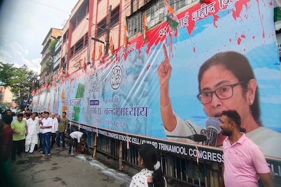 ‘আমার দিদি, তোমার দিদি, সবার দিদি...’ পাহাড়ের গান এবার কলকাতায় 