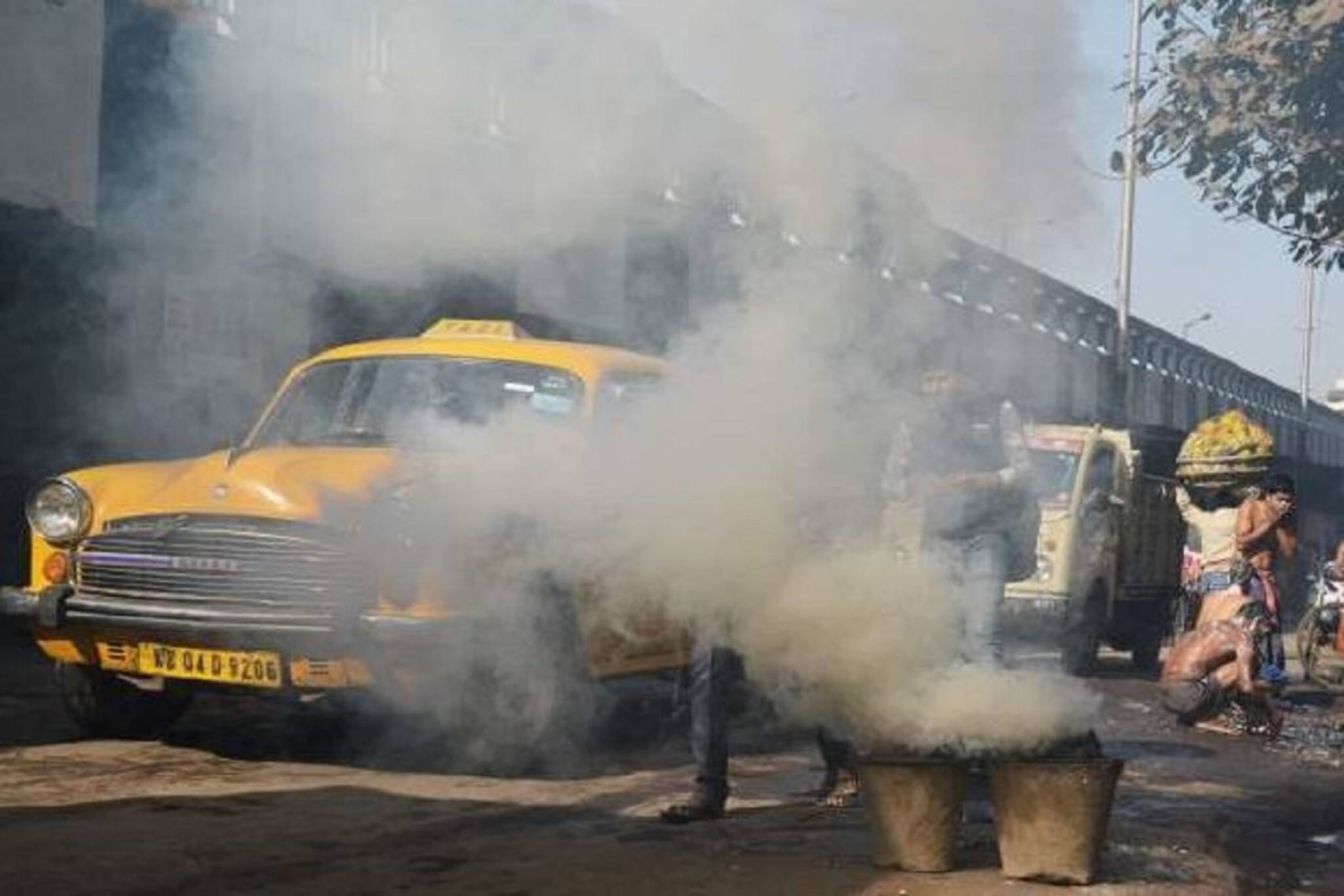 ১৫ বছরের পুরনো গাড়ি বাতিল! বায়ু দুষণ রোধেও একগুচ্ছ নির্দেশ গ্রিন ট্রাইবুনালের!