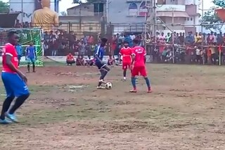কান্দি বানী সংঘ মাঠে চলছিল ফুটবল খেলা