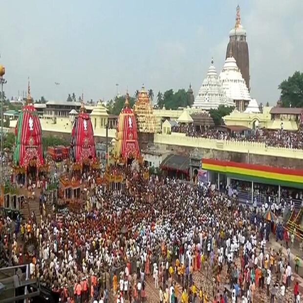 রথযাত্রা - ১ জুলাই (১০ আষাঢ়), শুক্রবার। দ্বিতীয়া শুরু ৩০ জুন ঘ ৯/৭/৪ -এ এবং শেষ ১ জুলাই ঘ ১১/১/৫৬ মিনিটে।  উল্টো রথযাত্রা (পুনর্যাত্রা) - ৯ জুলাই (১৮ আষাঢ়), শনিবার। 