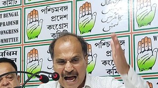 সাংবাদিক বৈঠকে অধীর