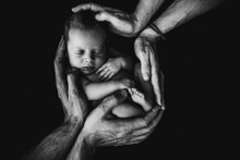 গোটা দেশ ঘুরে মেলেনি সাফল্য, বীরভূমেই IVF পদ্ধতিতে মাতৃত্বের স্বাদ পেলেন মহিলা