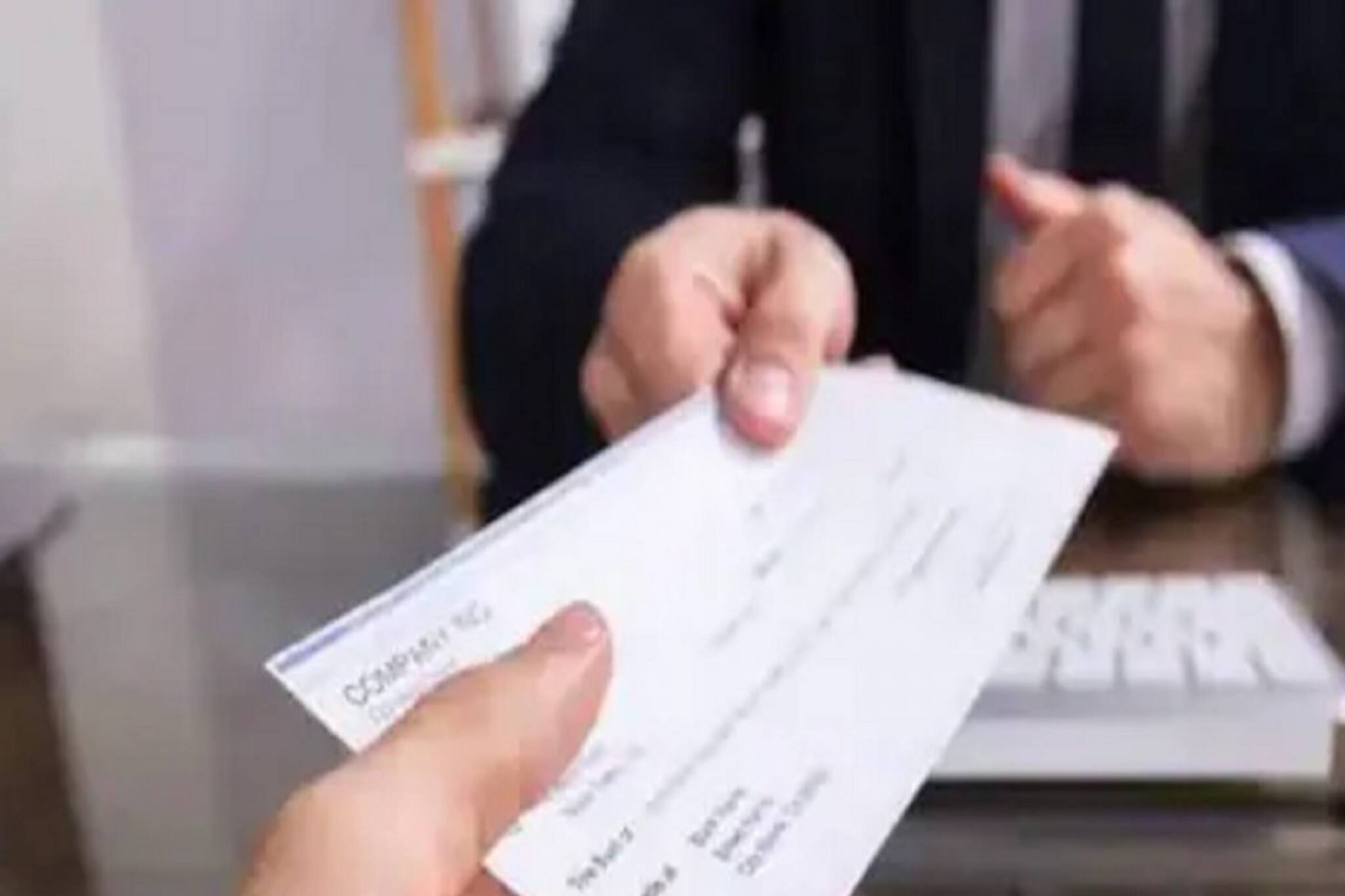 বদলাচ্ছে চেক ক্লিয়ারেন্সের নিয়ম, চেক ইস্যু করার আগে অবশ্যই জেনে নিন....