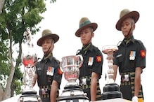 বিদেশি স্টাইলে ১৩১ তম ডুরান্ড কাপের ট্রফি ট্যুর ! ১৬ আগস্ট হবে নীরবতা পালন বিদেশি স্টাইলে ১৩১ তম ডুরান্ড কাপের ট্রফি ট্যুর ! ১৬ আগস্ট হবে নীরবতা পালন