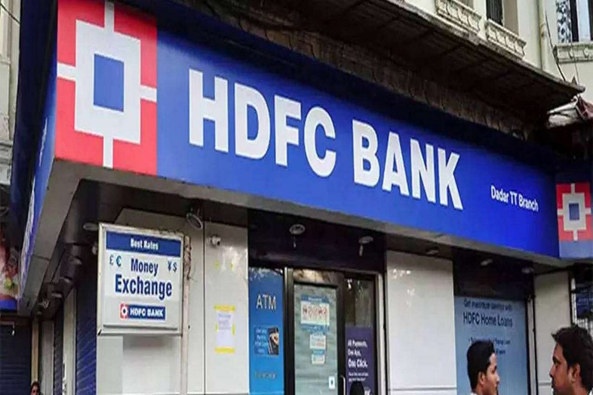 জুড়ে যাচ্ছে HDFC ব্যাঙ্ক ও HDFC Ltd! কী প্রভাব পড়বে শেয়ারহোল্ডারদের উপর?