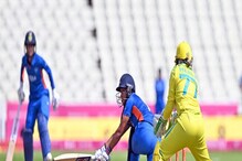 অস্ট্রেলিয়ার কাছে হেরেও স্বর্ণপদকের আশা ছাড়ছেন না ভারতের মেয়েরা অস্ট্রেলিয়ার কাছে হেরেও স্বর্ণপদকের আশা ছাড়ছেন না ভারতের মেয়েরা