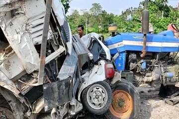 কালচিনিতে জাতীয় সড়কে ভয়াবহ পথ দুর্ঘটনা, দুমড়ে-মুচড়ে দলা পাকিয়ে গেল ৬ গাড়ি