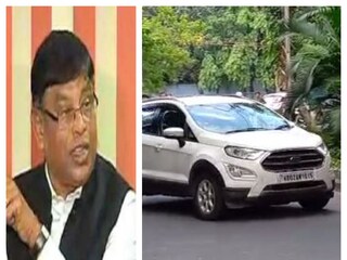 ইডি দফতরে ঢুকছে মানিক ভট্টাচার্যের গাড়ি৷ 