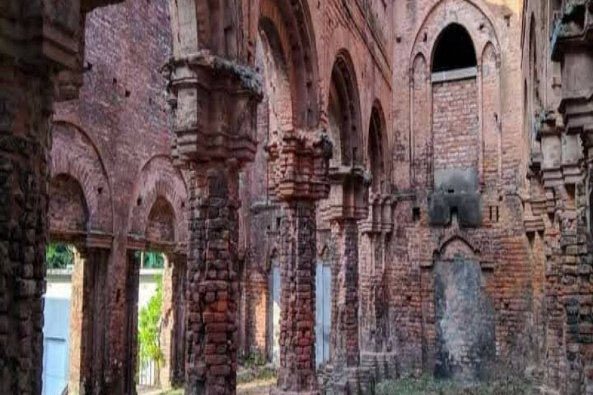 মহাভারত থেকে নেতাজি! ইতিহাসের সাক্ষী তাম্রলিপ্ত রাজবাড়ি! চট করে ঘুরে আসুন