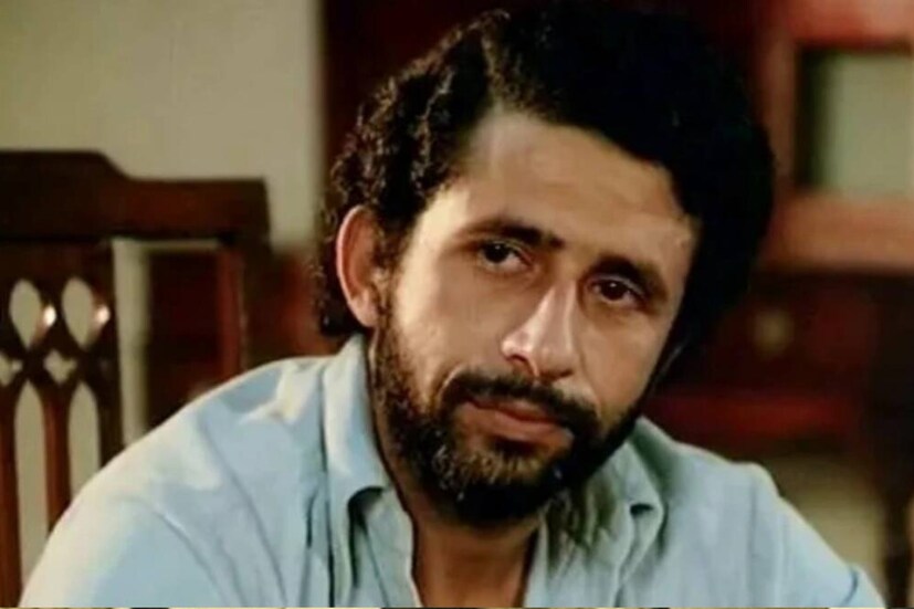 যদিও যশপাল তাঁর পিছু ছাড়েননি। দু'দিন পরেই জামিনে ছাড়া পেয়ে যান তিনি। যশপালের সঙ্গে পুণে ফিল্ম ইনস্টিটিউটে পড়তেন নাসির। সেই সময় থেকেই পরিচালক সইদ আখতার মিরজা দু'জনের মধ্যে ভেদ তৈরি করতেন। সে বারও যশপালকে জেল থেকে ছাড়িয়ে আনেন তিনিই।